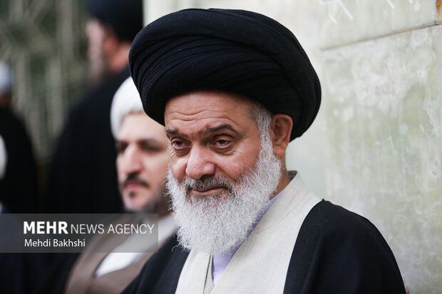 ‏ بعد مقتل إمام جماعة في طهران.. عضو مجلس الخبراء ينتقد تراجع مكانة رجال الدين