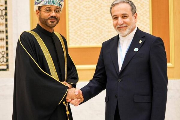 وزير خارجية عُمان: مفاوضات الخميس في جنيف لوضع اللمسات النهائية على الاتفاق