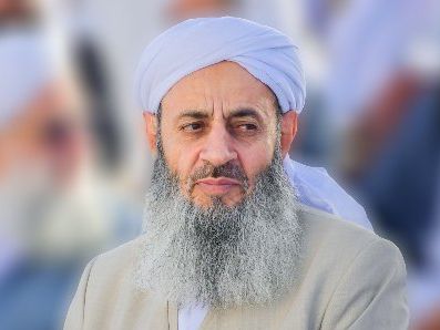 دفتر امام جمعه اهل سنت زاهدان بازداشت «یک فرد مشکوک» در مسجد مکی را تایید کرد