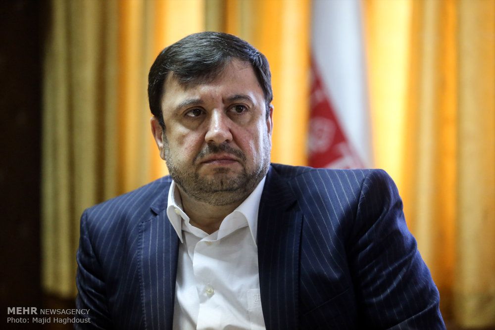 مسؤول إيراني سابق: الحكومة والصناعات النووية وشبكات النقل والوقود والموانئ مخترقة 