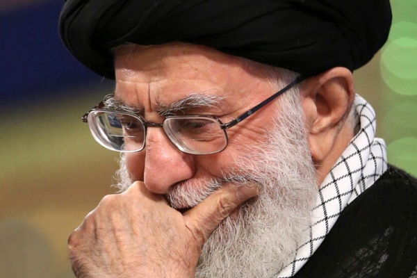 الهجمات الإسرائيلية لم تترك خيارًا للنظام الإيراني سوى المفاوضات