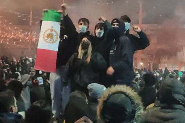 روایت یک کشتار پنهان: لایو اینستاگرامی درباره آنچه ۱۸ و ۱۹ دی اتفاق افتاد