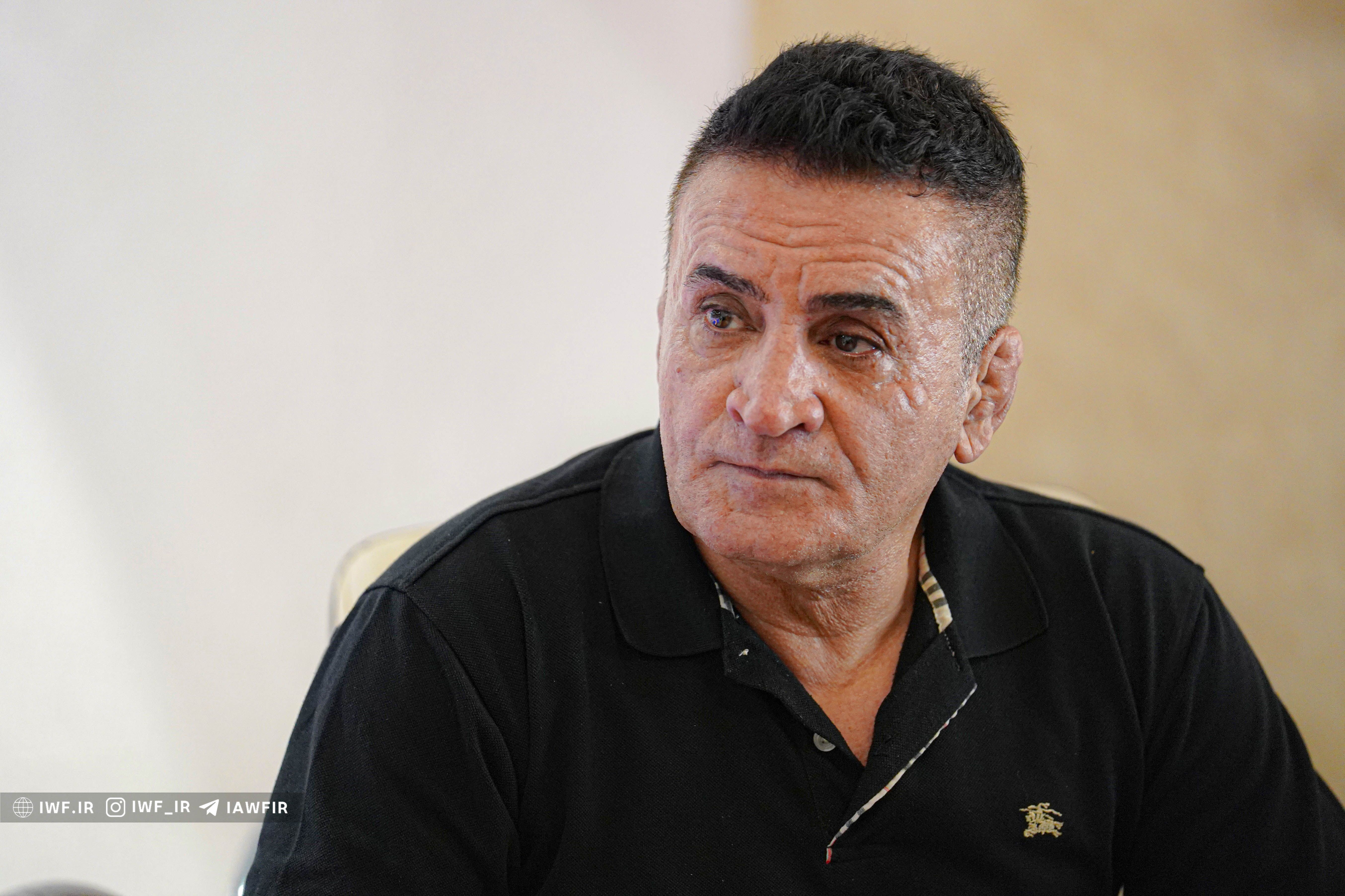 انتقاد تند محمد بنا به پزشکیان: به جای تمرین تیم ملی به گرفتاری مردم و به وضع آب و برق برس