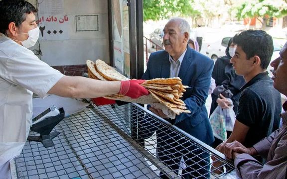 إلغاء تقنين توزيع الطحين في طهران