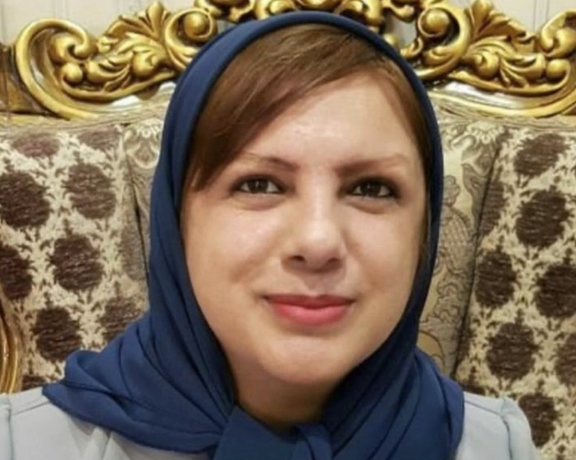 فرشته تابانیان پساز دفاع مقابل اتهاماتی چون «توهین به رهبری» با وثیقه ۴۰۰ میلیونی آزاد شد