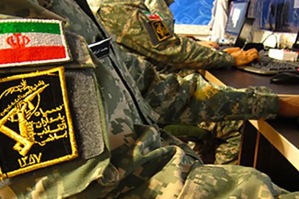 لضمان الأمن السيبراني.. البرلمان الإيراني يلزم "الاتصالات" بالتعاون مع وكالات الاستخبارات