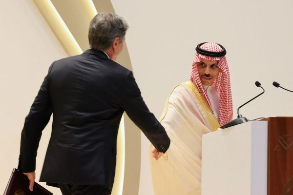 US, Saudi Arabia Discuss Iran’s Regional Threats
