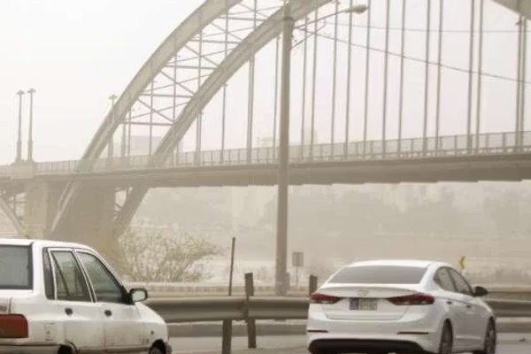 مسؤول إيراني: وفاة 1624 مواطنًا خلال عام واحد بسبب تلوث الهواء