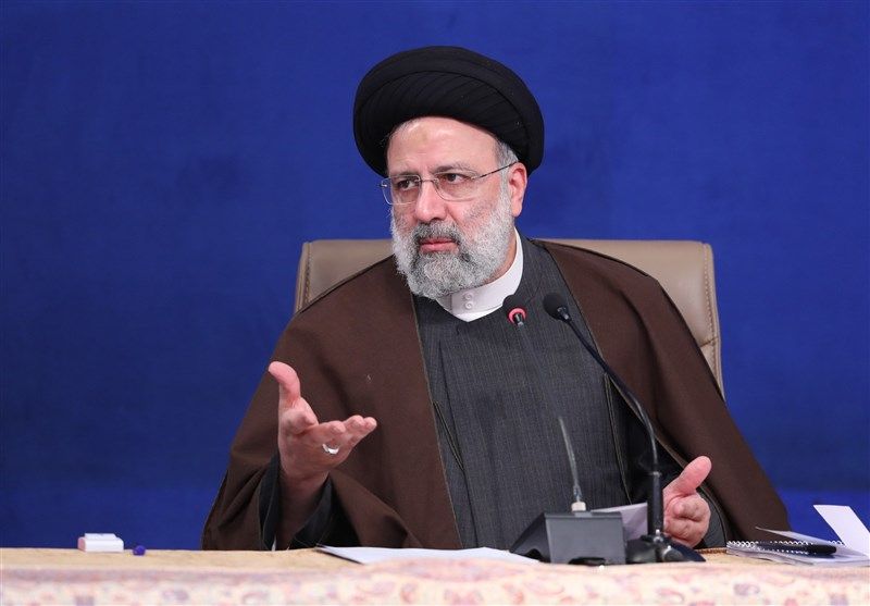 دو مقام دولت رئیسی: حل مشکلات اقتصادی زمان‌بر است، باید پیام لزوم صبر را به مردم بدهیم