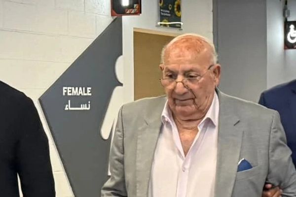 انتقاد حشمت مهاجرانی از فیفا و ایافسی: چشمان خود را بر کشتار مردم بیگناه ما بستهاید