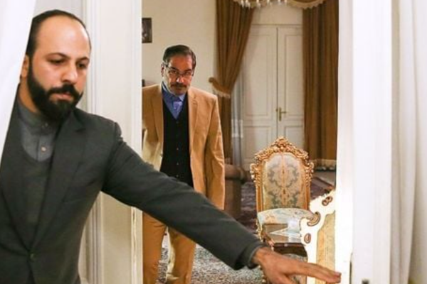 نشر الصور الخفية لقادة النظام الإيراني.. المبررات الأخلاقية والسياسية