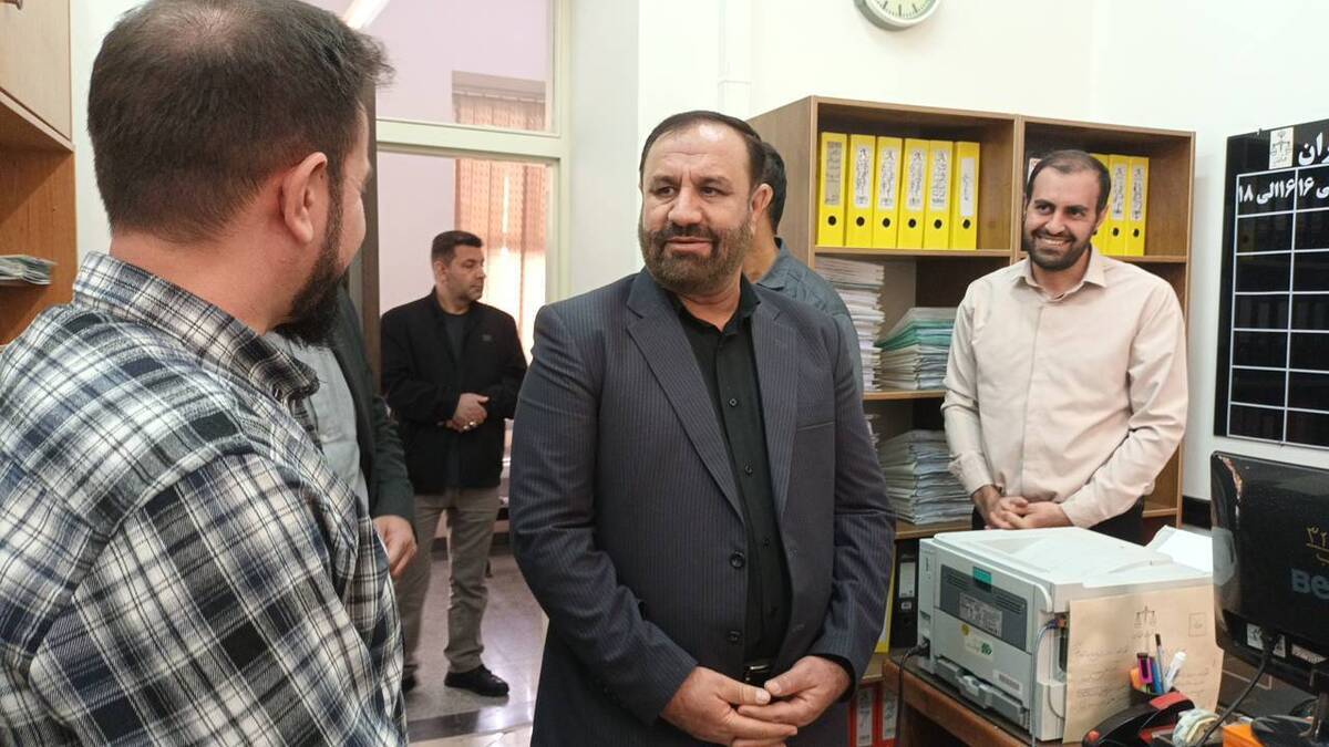 مدعي عام طهران: التعامل بسرعة وحزم مع القضايا المتعلقة بالاحتجاجات والحربين الأخيرتين 