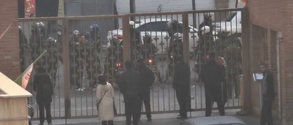 رئيس "النظام الطبي" في إيران: اعتقال 23 كادرًا طبيًا بينهم أطباء أسنان وصيادلة وجراحون