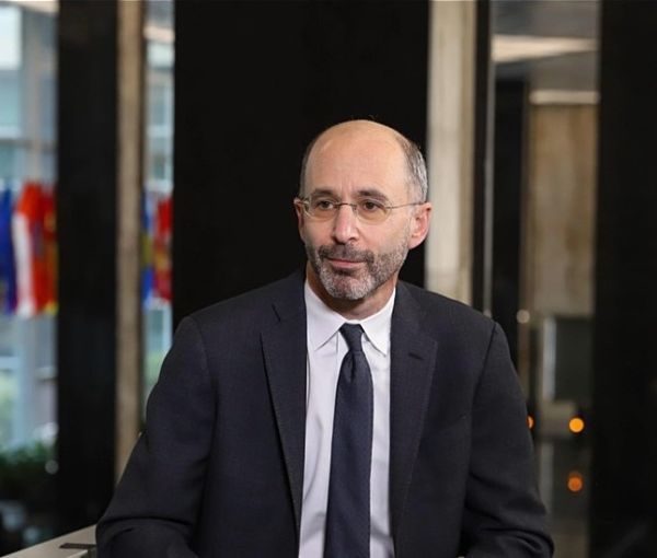 "طهران تايمز": "التقارب المفرط" لروبرت مالي من مستشارين إيرانيين غير رسميين تسبب في سقوطه