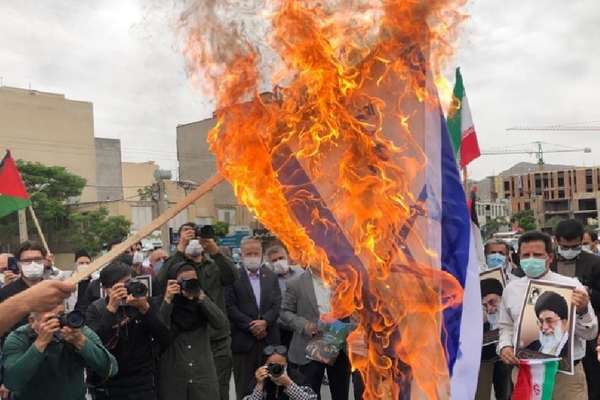 Why does Iran help fuel the cycle of Israeli-Palestinian violence?