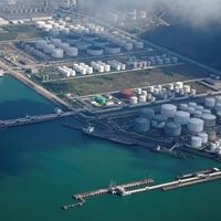 China refiners turn to Russian oil as Iran faces rising uncertainty