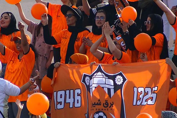 باشگاه برق شیراز از توقف تمامی فعالیتها در فضای مجازی خبر داد