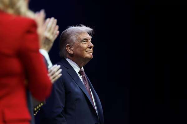 Trump chides senator over Declaration of Independence analogy to Iran