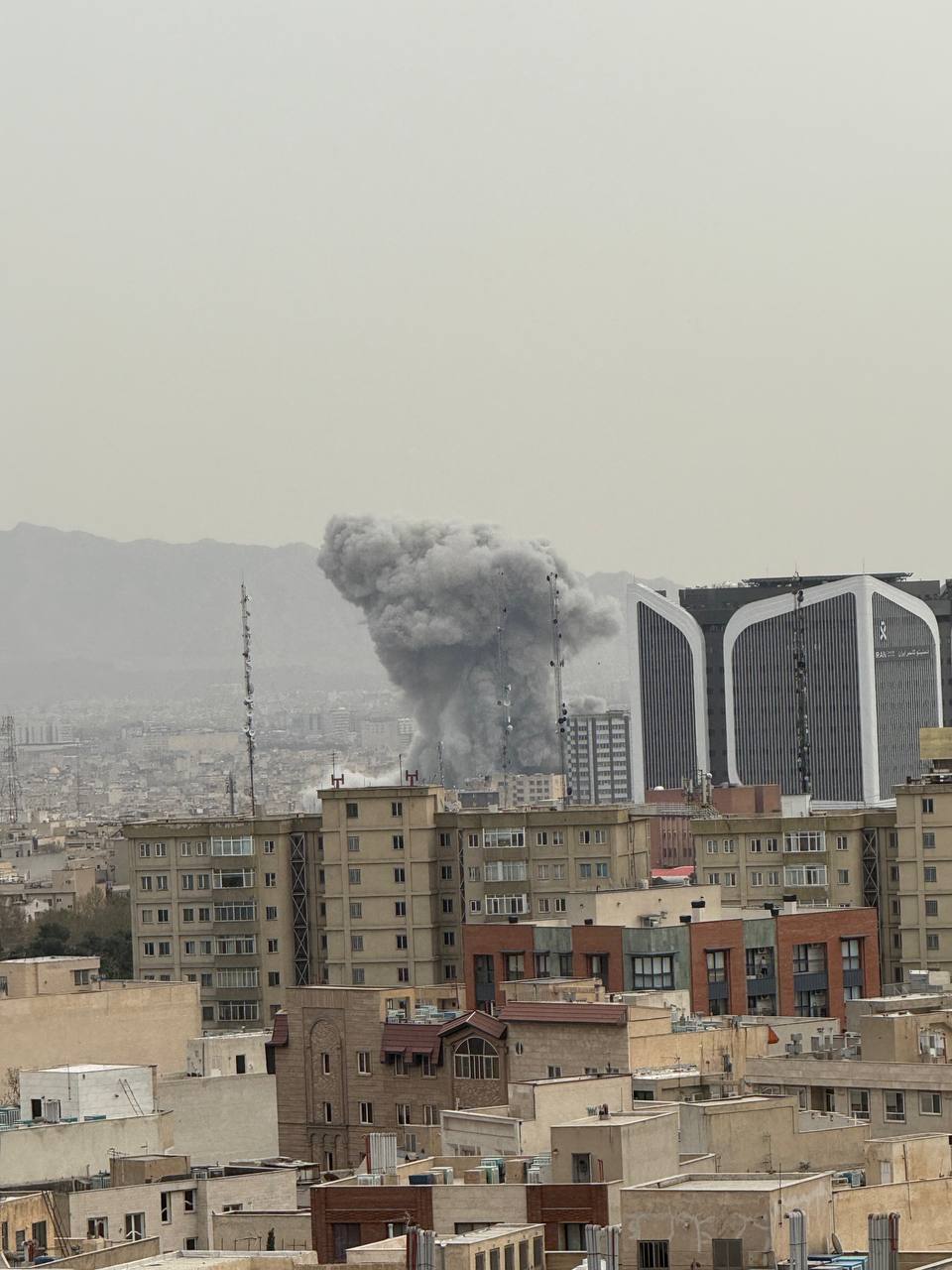 مناطقی در تهران، تبریز و شهرهای استان خوزستان هدف حمله قرار گرفت