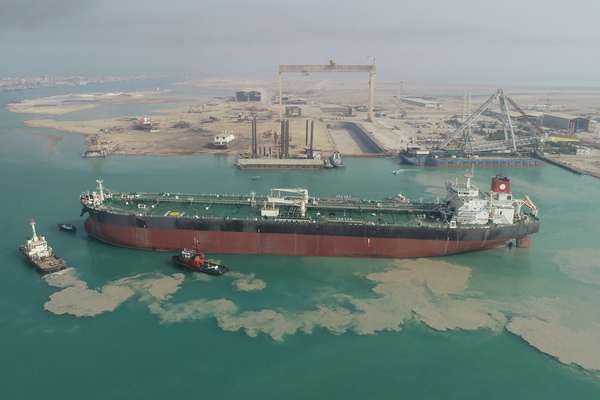 Venezuela To Contract For Two Iran-Built Oil Tankers To Expand Fleet