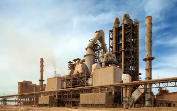 Cement production faces strain amid Iran’s widening energy crisis