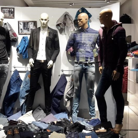 معاون ستاد مبارزه با قاچاق کالا: اغلب برندهای خارجی پوشاک در بازار ایران، تولید داخل است