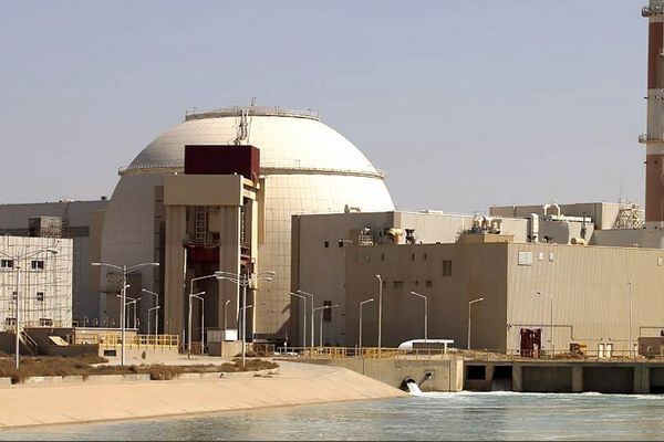 روساتم: برای چندین موج تخلیه کارکنان از نیروگاه هستهای بوشهر آماده میشویم