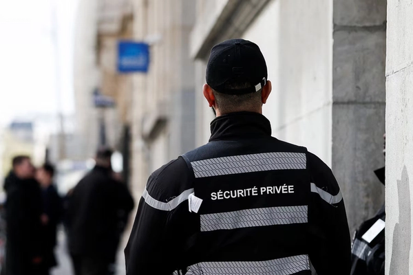 دادستانی فرانسه از ظن ارتباط گروه حامی جمهوری اسلامی با حمله ناکام در پاریس خبر داد