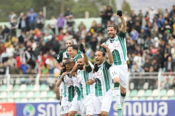 خیبر ۴-۱ آریو؛ صعود تیم محبوب خرمآباد به لیگ برتر فوتبال ایران