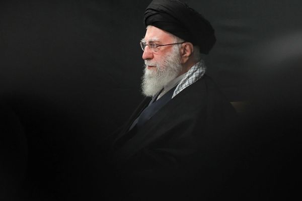 اخوان، مدرس حوزه: چهرهشناسی خامنهای نشاندهنده، حکمت، عمر طولانی و کارکرد خوب معده اوست
