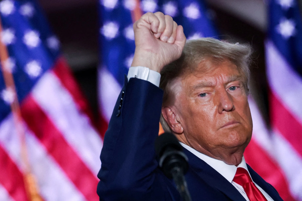 Hardline Iranian newspaper repeats threat on Trump's life