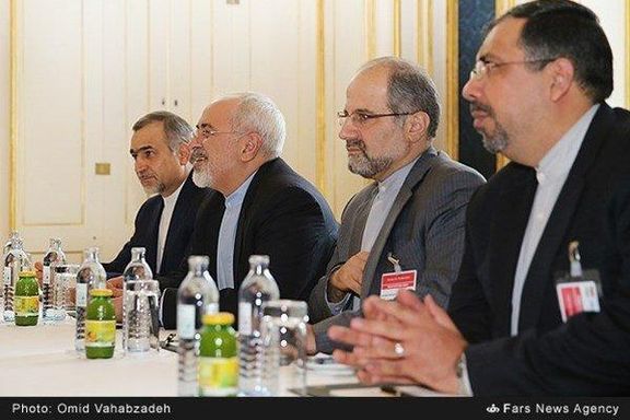 غلامحسین محمدنیا نفر اول از راست