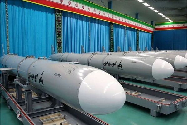 "رويترز": خبراء صواريخ روس زاروا إيران في خضم التوترات مع إسرائيل