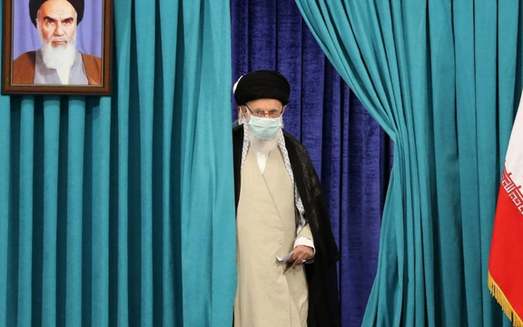 امامجمعه سابق راسک: زشت نیست خامنهای جرات بقالی رفتن ندارد اما الشرع داخل کعبه رفته؟