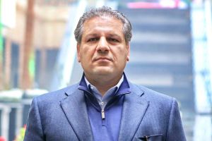 فایننشالتایمز: علی انصاری صدها میلیون دلار املاک لوکس در اروپا خریداری کرده است