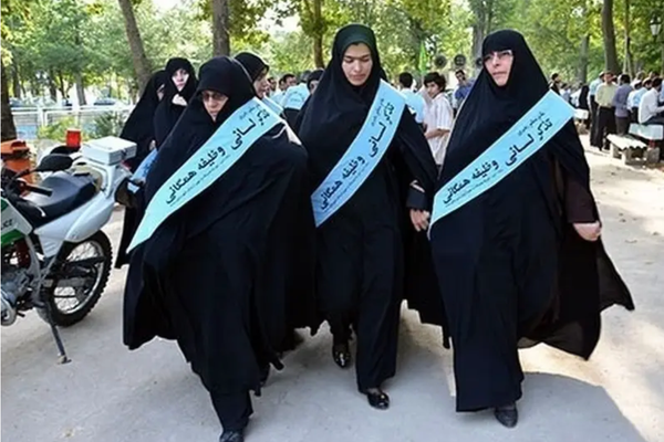 Three Women Arrested For Assault On Hijab Enforcer In Tehran Subway
