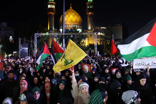 "رويترز" عن 9 مسؤولين إيرانيين: طهران في حيرة من أمرها تجاه حرب غزة