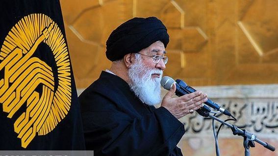 امام جمعه مشهد: بدن اگر عریان شد، عیوبش ظهور میکند