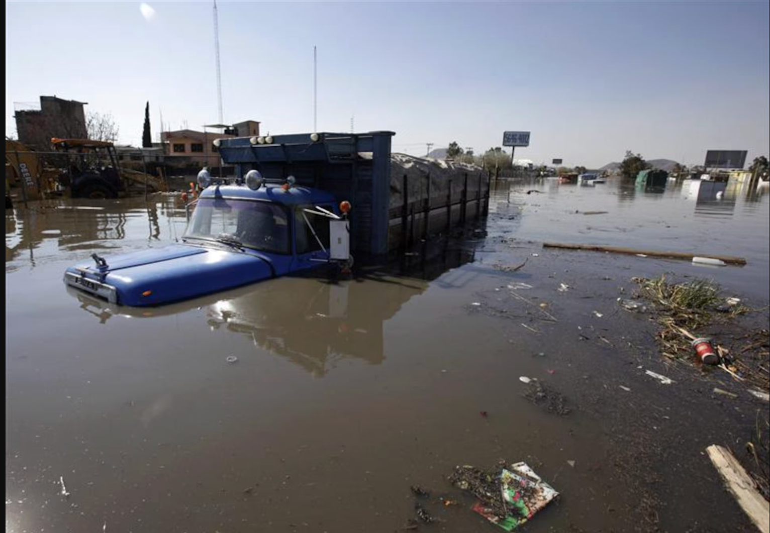 قربانیان باران‌های سیل‌آسا در مکزیک به دست‌کم ۳۷ نفر رسید