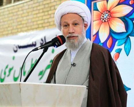 نماینده خامنهای در استان فارس: مستکبران بدانند که با نسل دهه نودی ما روبهرو هستند