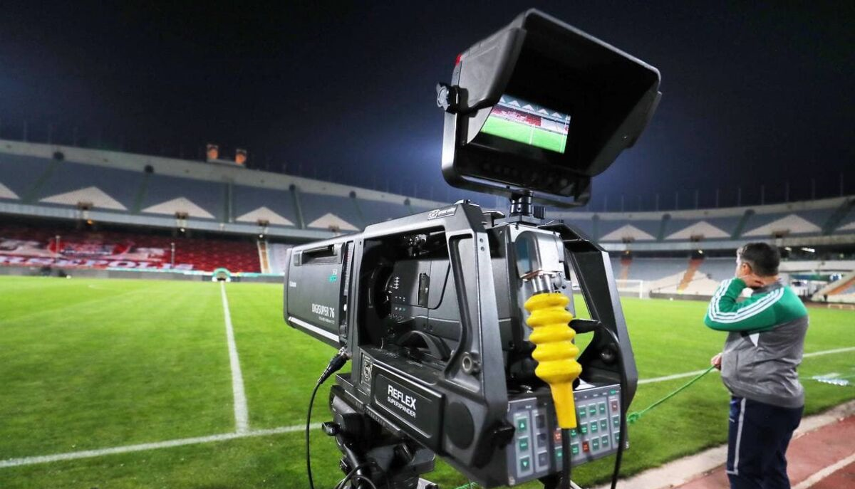 صدا و سیما حق پخش فوتبال را نمی‌دهد، سازمان لیگ سراغ تلویزیون‌های اینترنتی رفت!