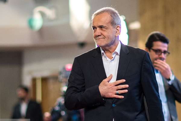 Tehran media urge President to step up as challenges mount