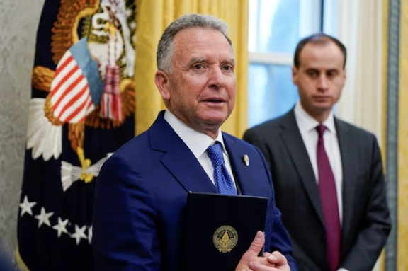 استیون ویتکاف، فرستاده ویژه ترامپ در امور خاورمیانه، ریاست هیات آمریکایی را در مذاکره با جمهوری اسلامی بر عهده دارد