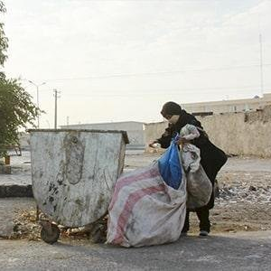 نماینده تبریز در مجلس: دولت از برآوردن نیازهای ابتدایی مردم عاجز است