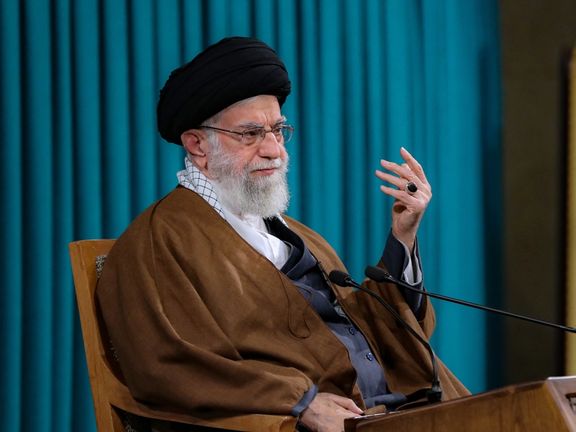 علی خامنهای: انتظار برطرف شدن مشکلات اقتصادی در زمان کوتاه واقعبینانه نیست