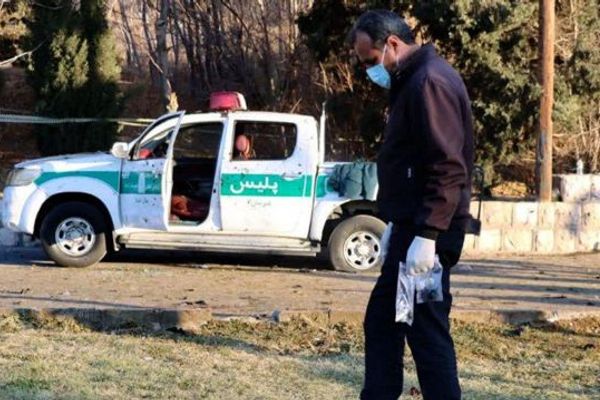 السلطات الإيرانية تلاحق نشطاء انتقدوا إجراءات الأمن واتهموا النظام بـ"التورط" بتفجير كرمان