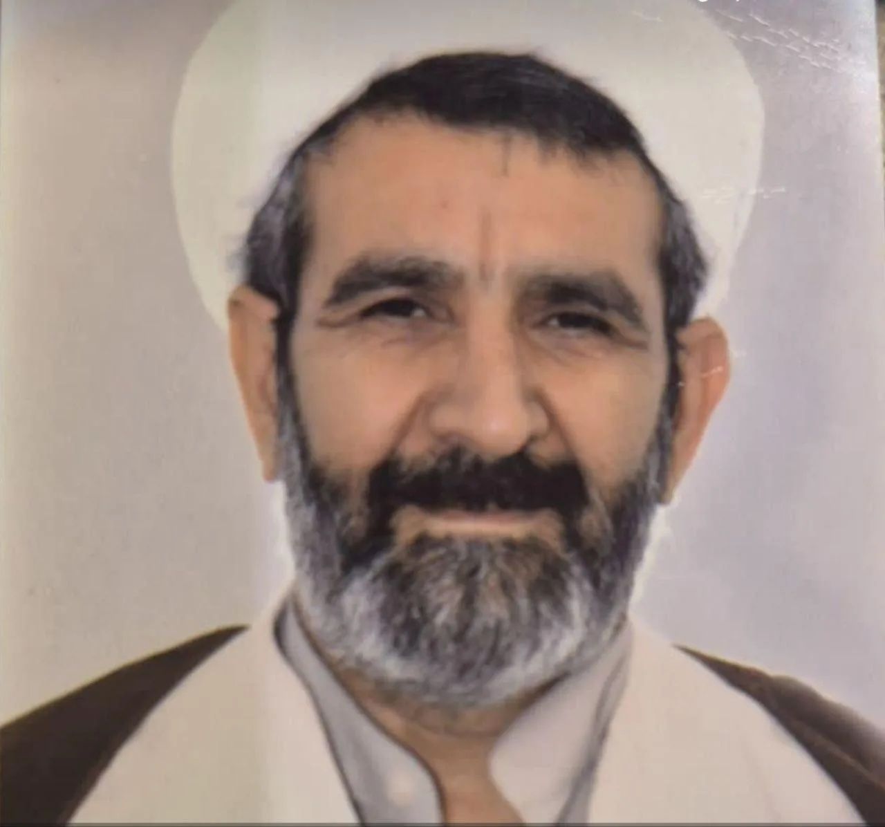 شاهدان در مسجد بقیه‌الله: ضارب امام جمعه بدون نقاب وارد شد و پس از نماز حمله کرد