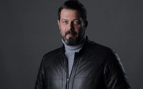 رییس انجمن صنفی بازیگران سینما: بازیگران هم به وسایل دفاع شخصی مانند شوکر برقی نیاز دارند