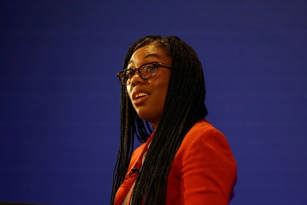 رهبر حزب محافظهکار بریتانیا: باید مطمئن شویم به روسیه یا ایران هدیه نمیدهیم