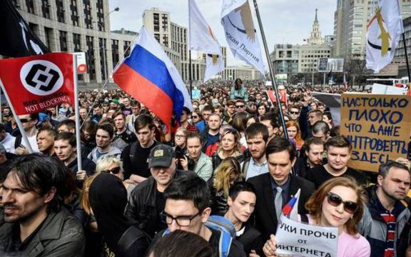 آمریکا و ۱۷ کشور متحد آن از روسیه خواستند به سرکوب رسانههای مستقل پایان دهد